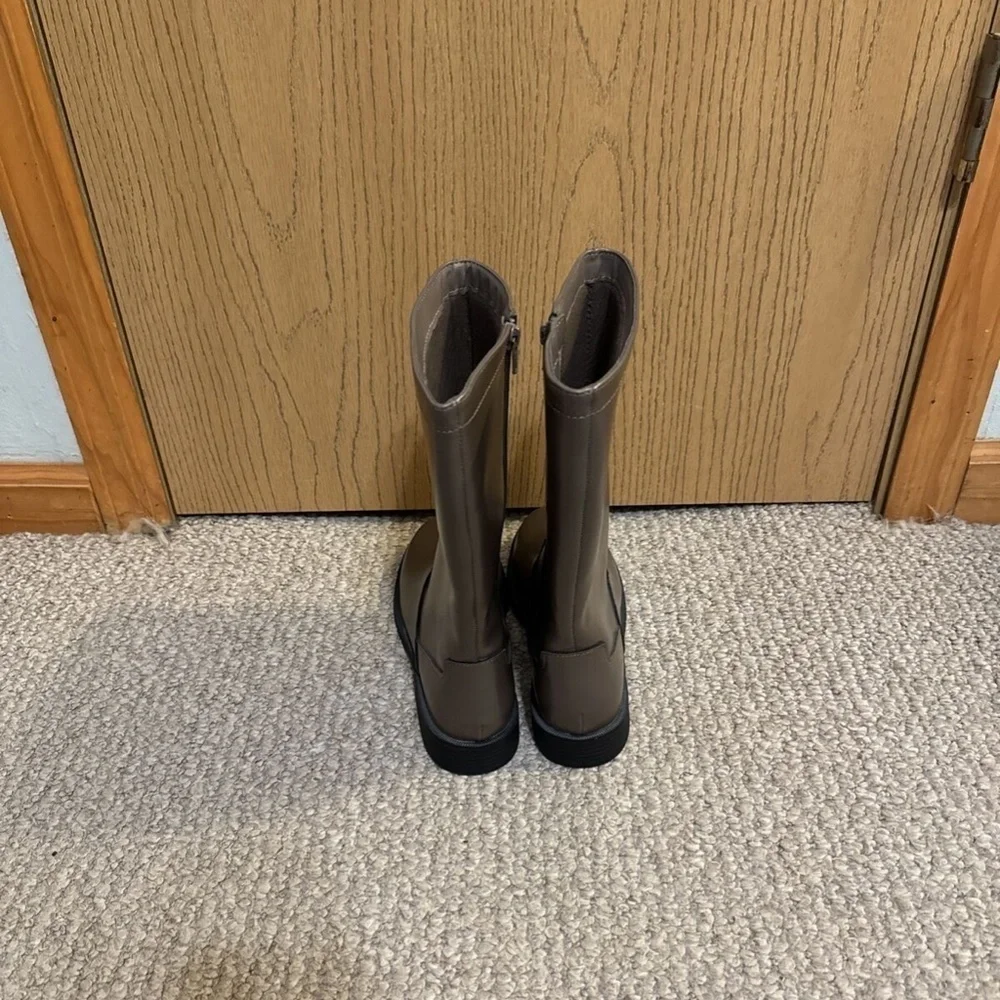 Gap Kids Size 4 Solid Taupe Brown Closed Toe Zip-Side Tall Boots - EUC